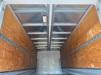 三菱ふそうファイターアルミウイング増トン（6t・8t）[写真19]