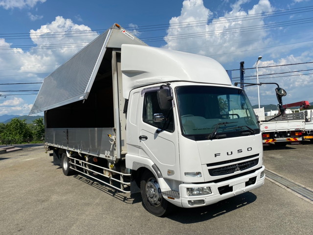 三菱ふそうファイターアルミウイング増トン（6t・8t）[写真03]