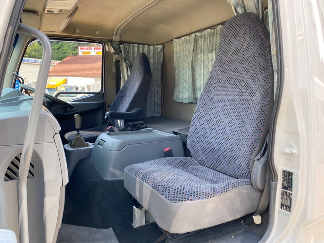 三菱ふそうファイターアルミウイング増トン（6t・8t）[写真32]