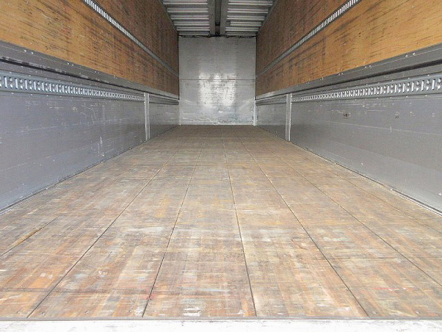 日野プロフィアアルミウイング大型（10t）[写真06]