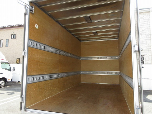 日産アトラスアルミバン小型（2t・3t）[写真10]