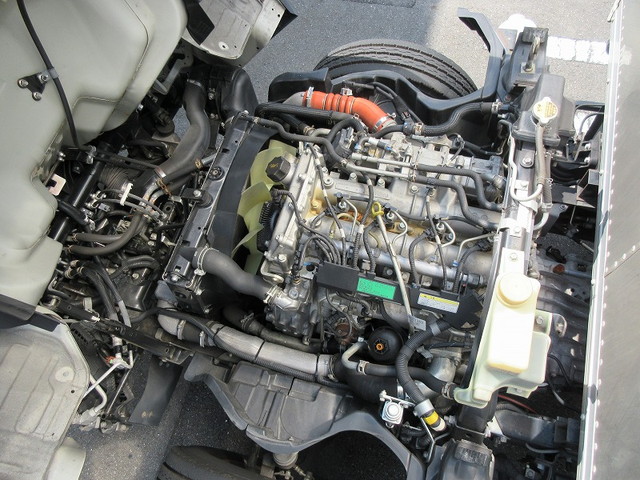 日産アトラスアルミバン小型（2t・3t）[写真23]