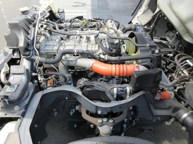 日産アトラスアルミバン小型（2t・3t）[写真25]