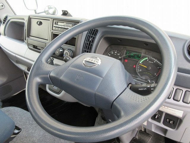 日産アトラスアルミバン小型（2t・3t）[写真34]