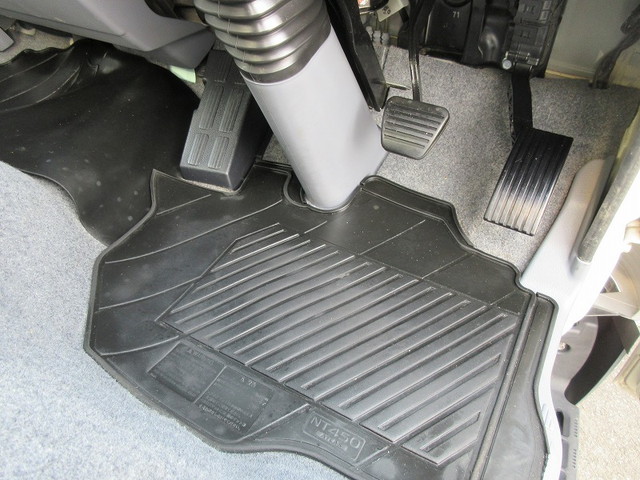 日産アトラスアルミバン小型（2t・3t）[写真36]