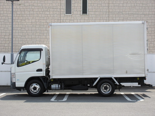 日産アトラスアルミバン小型（2t・3t）[写真05]