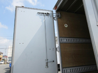 日産アトラスアルミバン小型（2t・3t）[写真07]