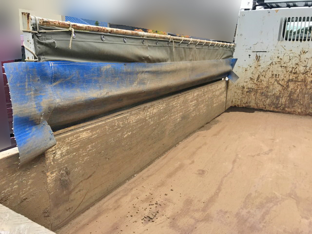 三菱ふそうキャンターダンプ小型（2t・3t）[写真12]