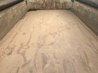 三菱ふそうキャンターダンプ小型（2t・3t）[写真15]