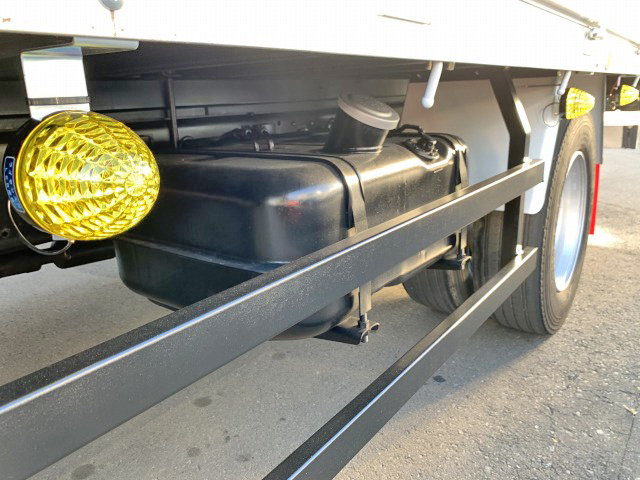 三菱ふそうファイターユニック4段増トン（6t・8t）[写真23]