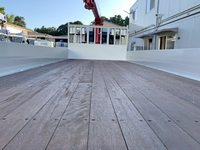 三菱ふそうファイターユニック4段増トン（6t・8t）[写真08]