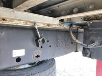 いすゞギガアルミウイング大型（10t）[写真17]