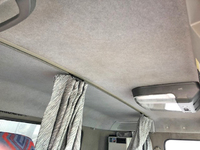 いすゞギガアルミウイング大型（10t）[写真34]