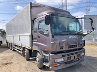 いすゞギガアルミウイング大型（10t）[写真03]