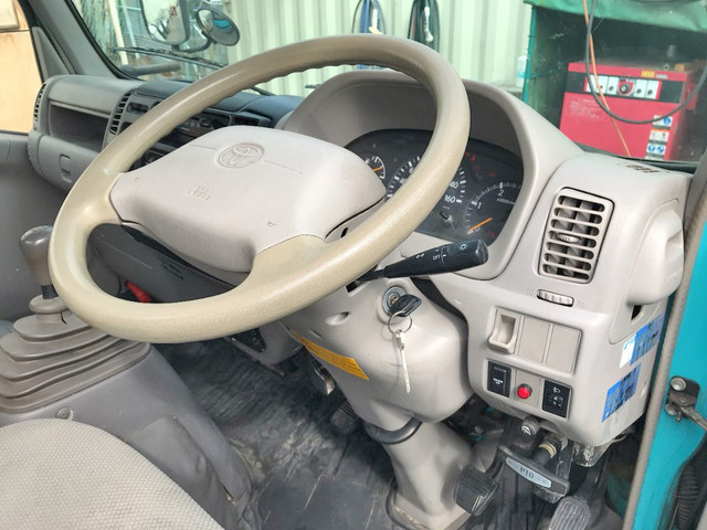 トヨタダイナクレーン付小型（2t・3t）[写真32]