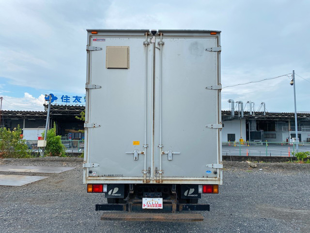 いすゞエルフアルミバン小型（2t・3t）[写真11]