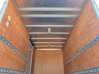 いすゞエルフアルミバン小型（2t・3t）[写真15]