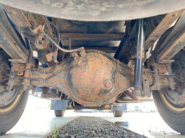 いすゞエルフアルミバン小型（2t・3t）[写真24]