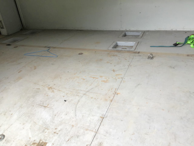 トヨタダイナパネルバン小型（2t・3t）[写真19]