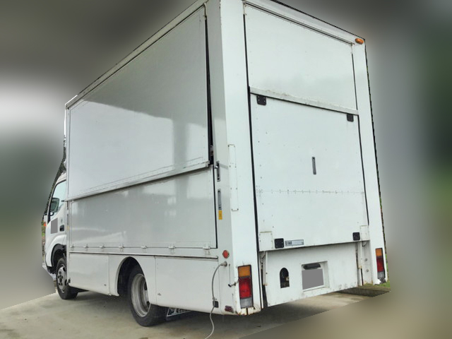 トヨタダイナパネルバン小型（2t・3t）[写真04]