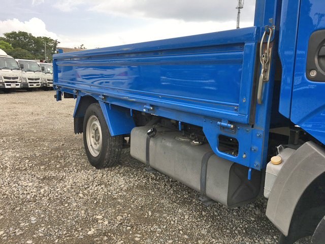 日産アトラス平ボディ小型（2t・3t）[写真17]