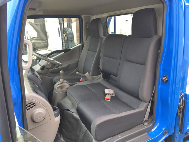 日産アトラス平ボディ小型（2t・3t）[写真32]