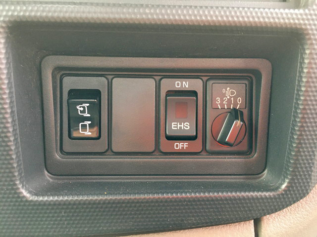 日産アトラス平ボディ小型（2t・3t）[写真38]