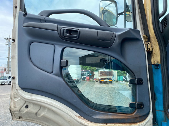日野プロフィアダンプ大型（10t）[写真24]