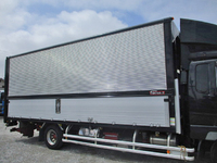 三菱ふそうファイターアルミウイング中型（4t）[写真08]