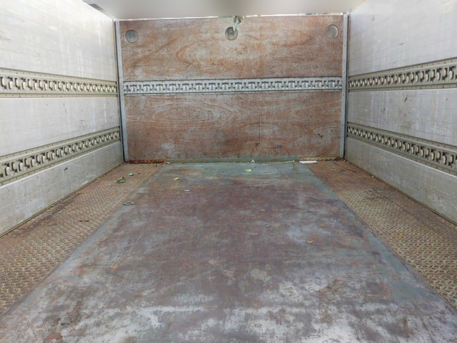 三菱ふそうキャンタークレーン6段小型（2t・3t）[写真16]