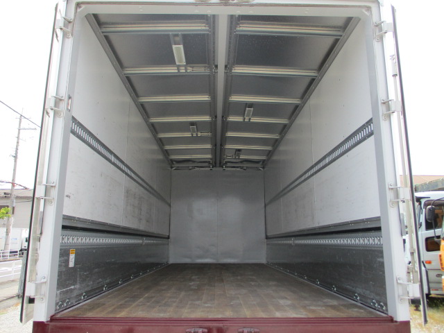 三菱ふそうファイターアルミウイング増トン（6t・8t）[写真14]