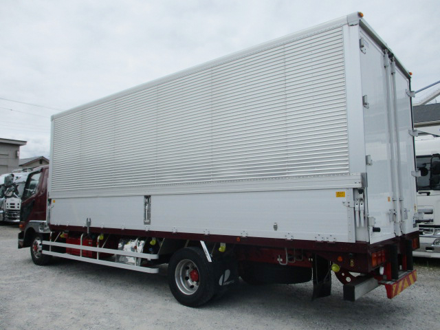 三菱ふそうファイターアルミウイング増トン（6t・8t）[写真02]