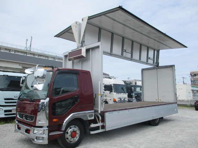 三菱ふそうファイターアルミウイング増トン（6t・8t）[写真07]