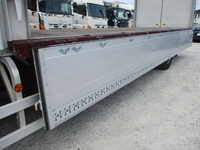 三菱ふそうファイターアルミウイング増トン（6t・8t）[写真08]