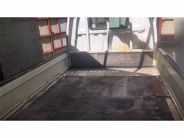 マツダボンゴ平ボディ小型（2t・3t）[写真10]