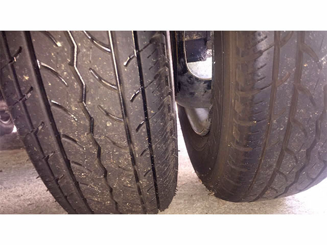 マツダボンゴ平ボディ小型（2t・3t）[写真16]