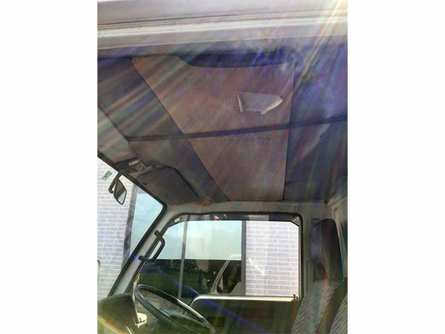 三菱ふそうキャンターガッツ幌車小型（2t・3t）[写真18]