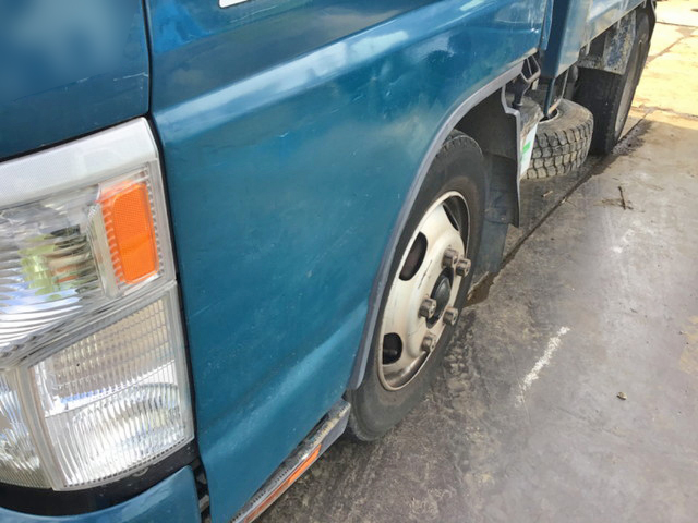 三菱ふそうキャンターダンプ小型（2t・3t）[写真14]