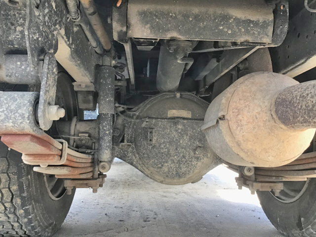 三菱ふそうキャンターダンプ小型（2t・3t）[写真15]