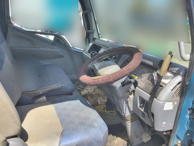 三菱ふそうキャンターダンプ小型（2t・3t）[写真23]