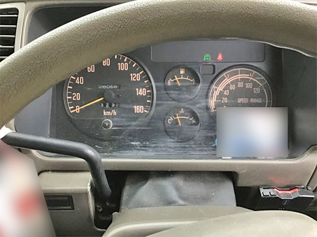 いすゞエルフダブルキャブ（Wキャブ）小型（2t・3t）[写真12]