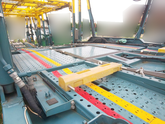 日野プロフィアトレーラーヘッド（トラクターヘッド）大型（10t）[写真13]