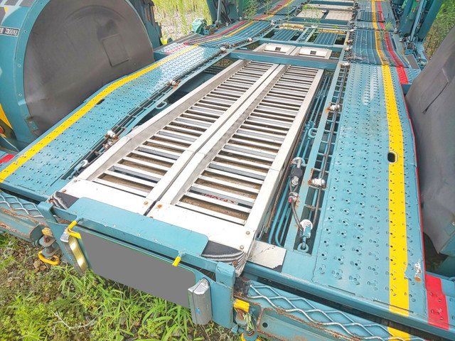 日野プロフィアトレーラーヘッド（トラクターヘッド）大型（10t）[写真14]