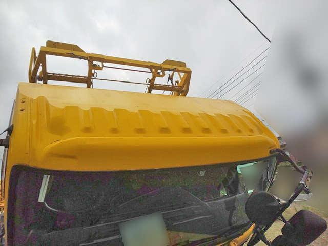 日野プロフィアトレーラーヘッド（トラクターヘッド）大型（10t）[写真06]