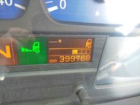 UDトラックスクオントレーラーヘッド（トラクターヘッド）大型（10t）[写真19]