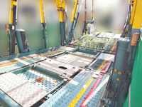 UDトラックスクオントレーラーヘッド（トラクターヘッド）大型（10t）[写真27]