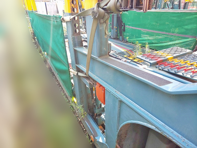 UDトラックスクオントレーラーヘッド（トラクターヘッド）大型（10t）[写真29]