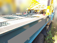 UDトラックスクオントレーラーヘッド（トラクターヘッド）大型（10t）[写真30]