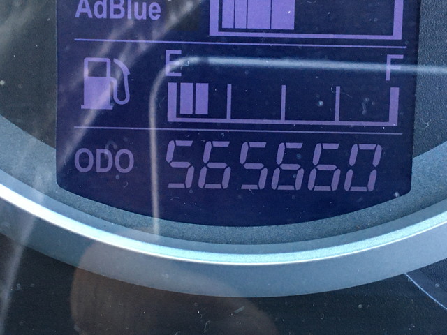 日野プロフィアダンプ大型（10t）[写真37]