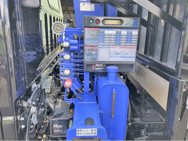 三菱ふそうキャンタークレーン4段小型（2t・3t）[写真12]